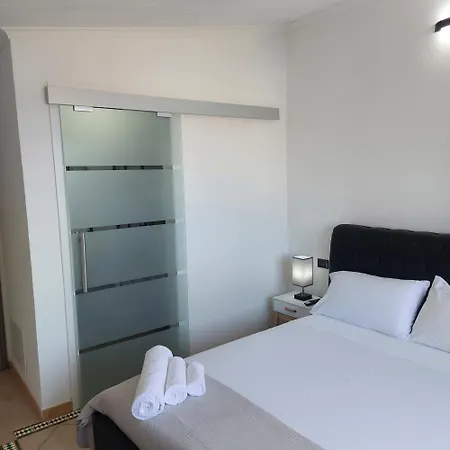 Sofia 1 Konukevi Porto Empedocle