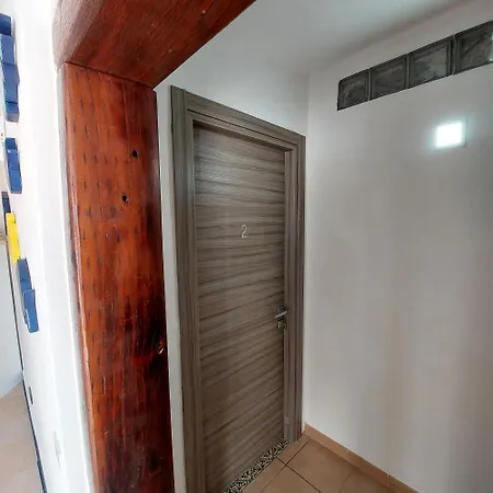 Sofia 1 Konukevi Porto Empedocle